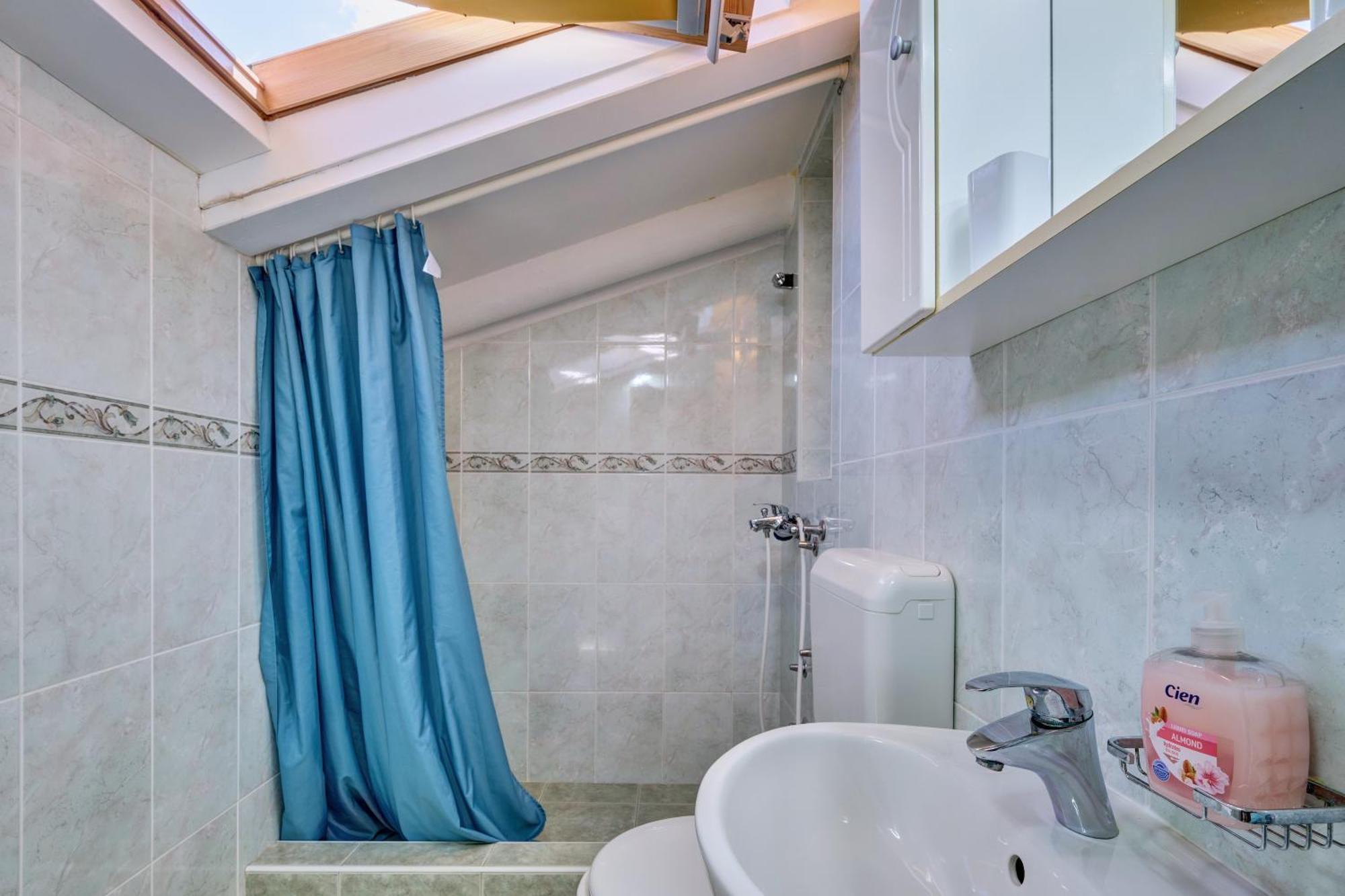 Apartments Suzana Mali Losinj Bagian luar foto