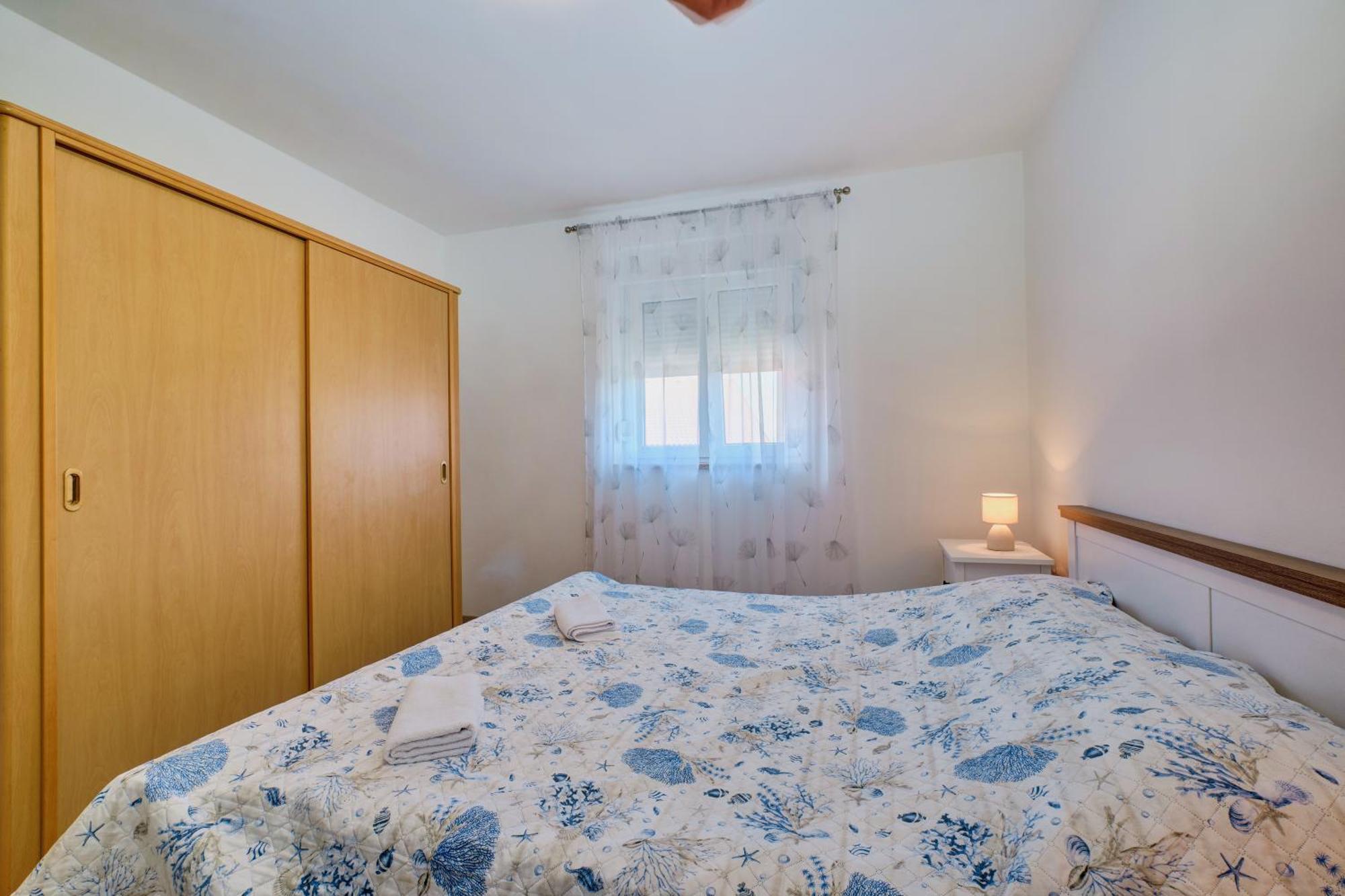 Apartments Suzana Mali Losinj Bagian luar foto